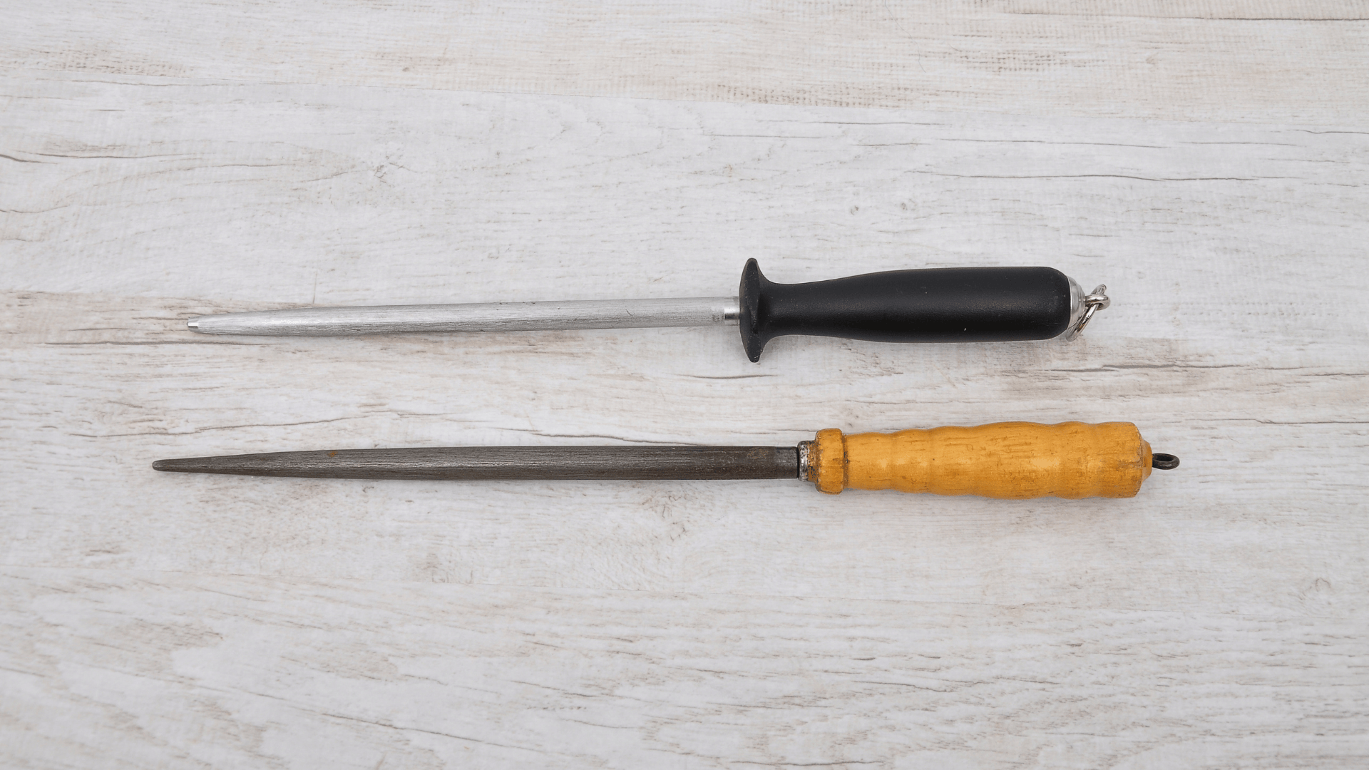 How to Hone a Knife: Steel, Ceramic, Diamond & Leather Options