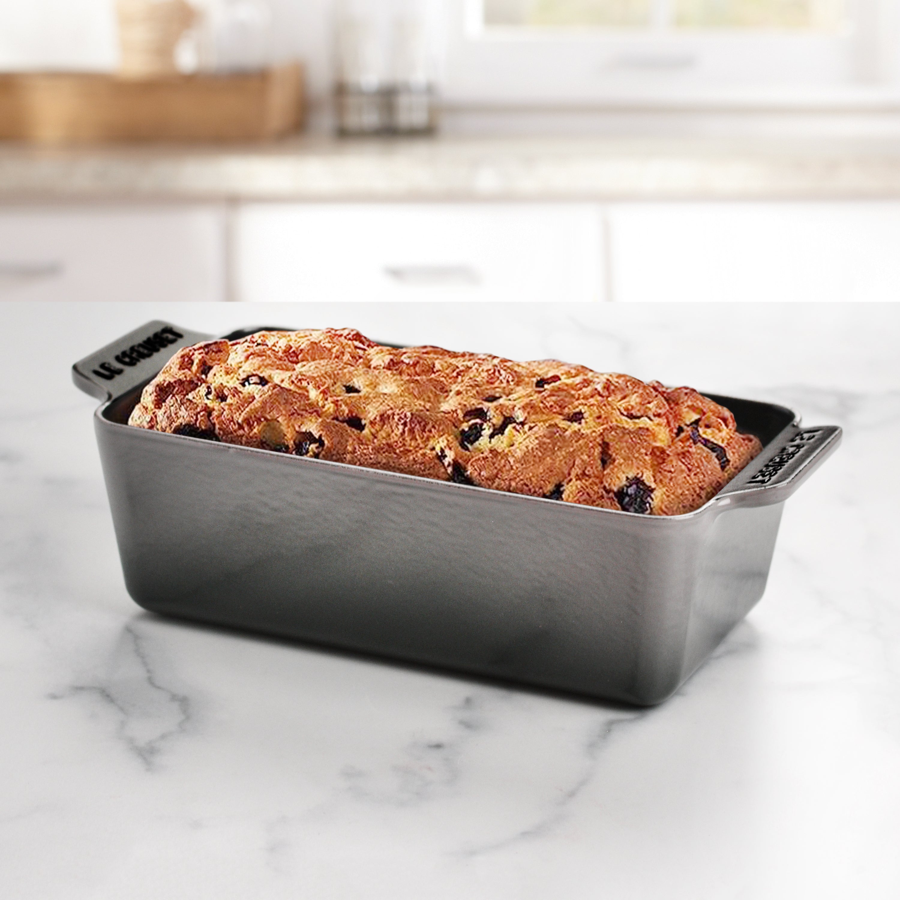 Le Creuset Loaf Pan - 9 x 5