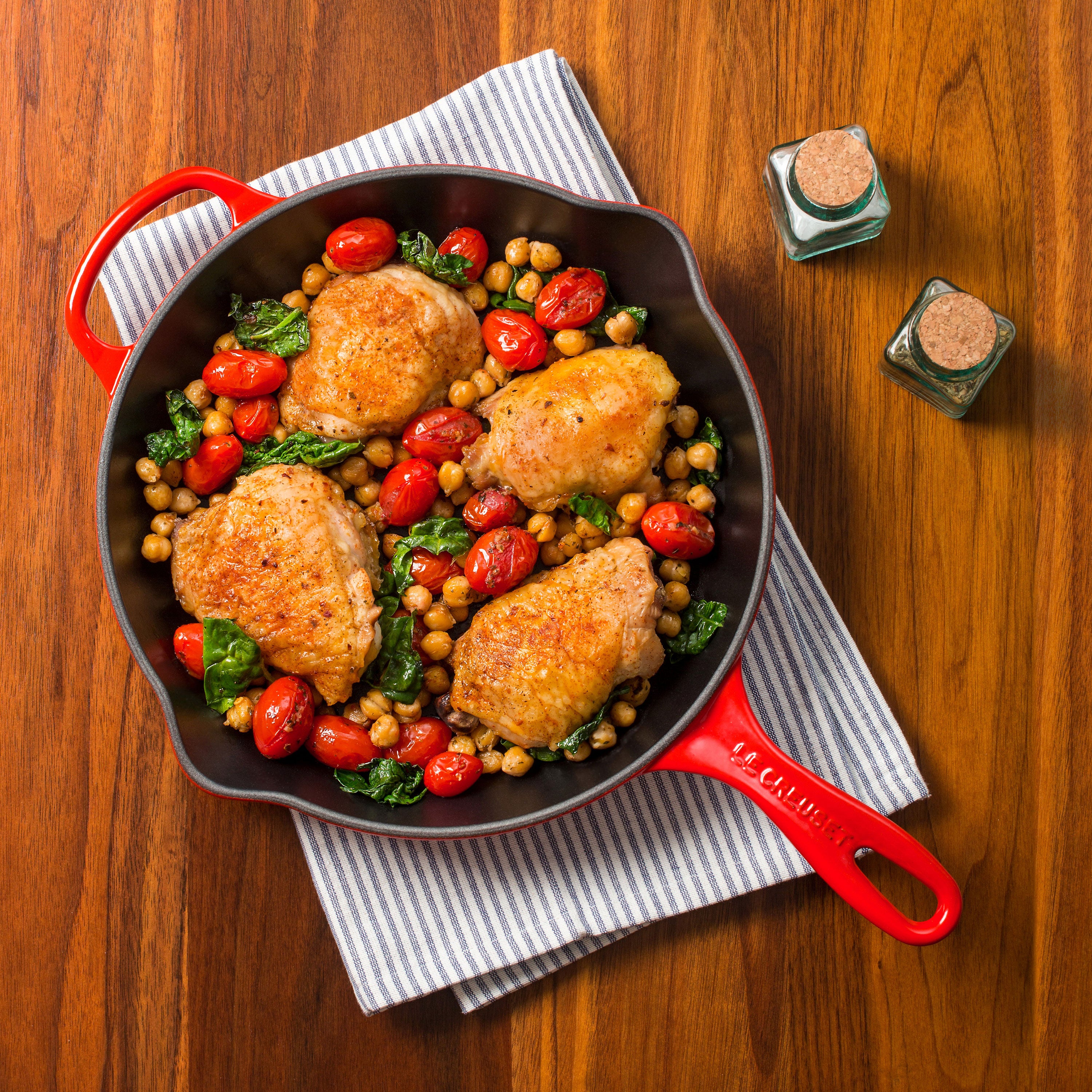 Le Creuset Cast Iron Skillet - 9