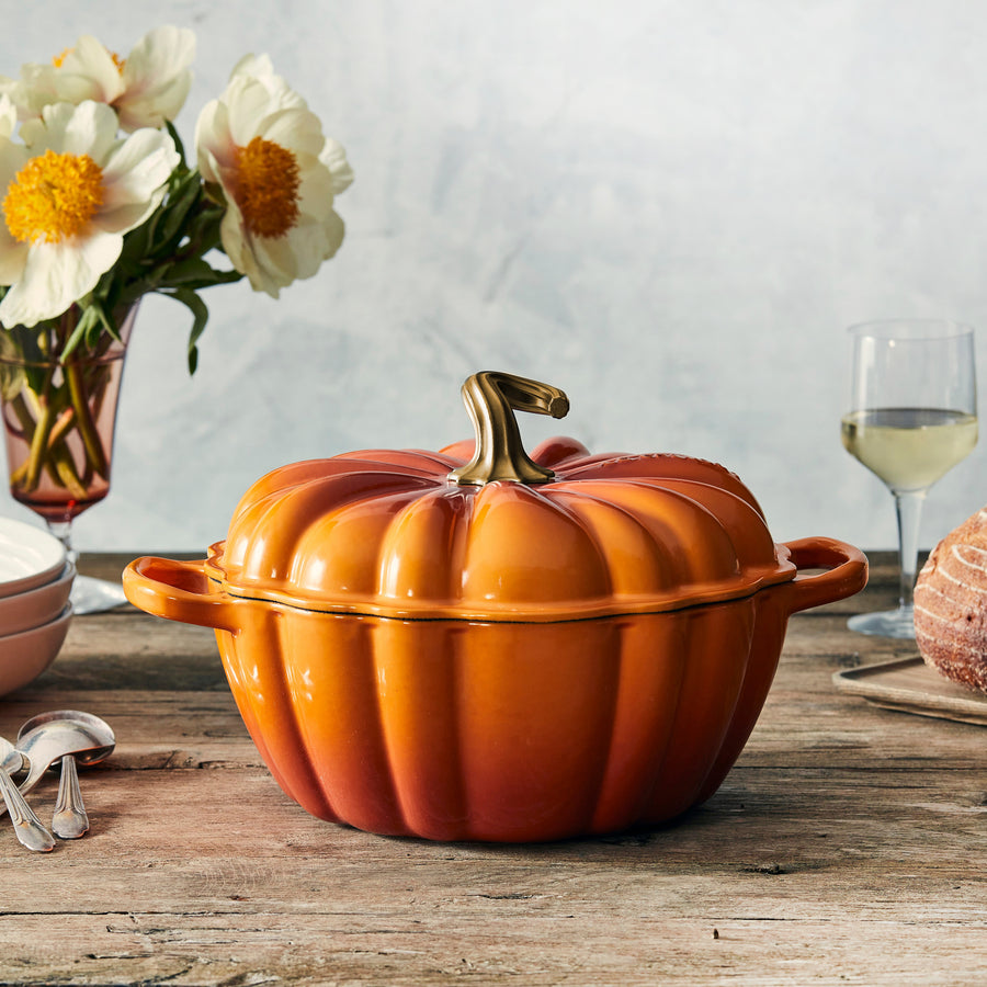 Le Creuset Signature Cast Iron 4-quart Persimmon Pumpkin Cocotte