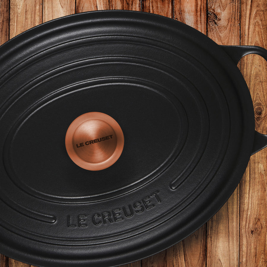 Le Creuset Signature Cast Iron 8-quart Licorice Oval Dutch Oven