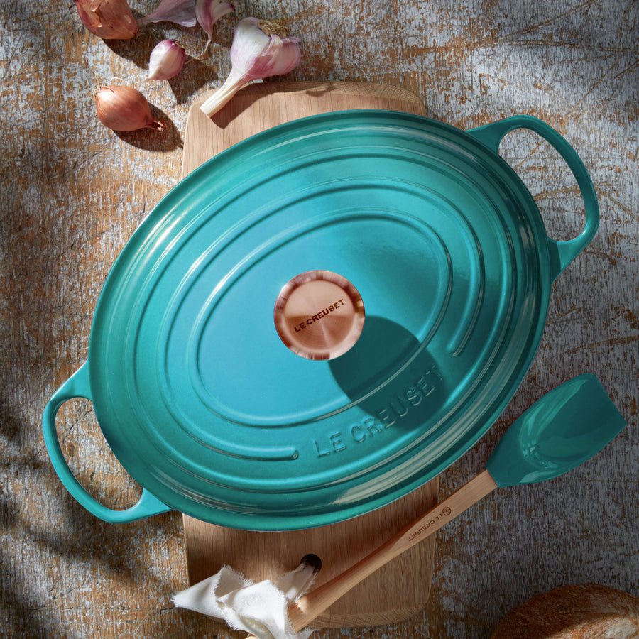 Le Creuset Signature Cast Iron 8-quart Caribbean Oval Dutch Oven