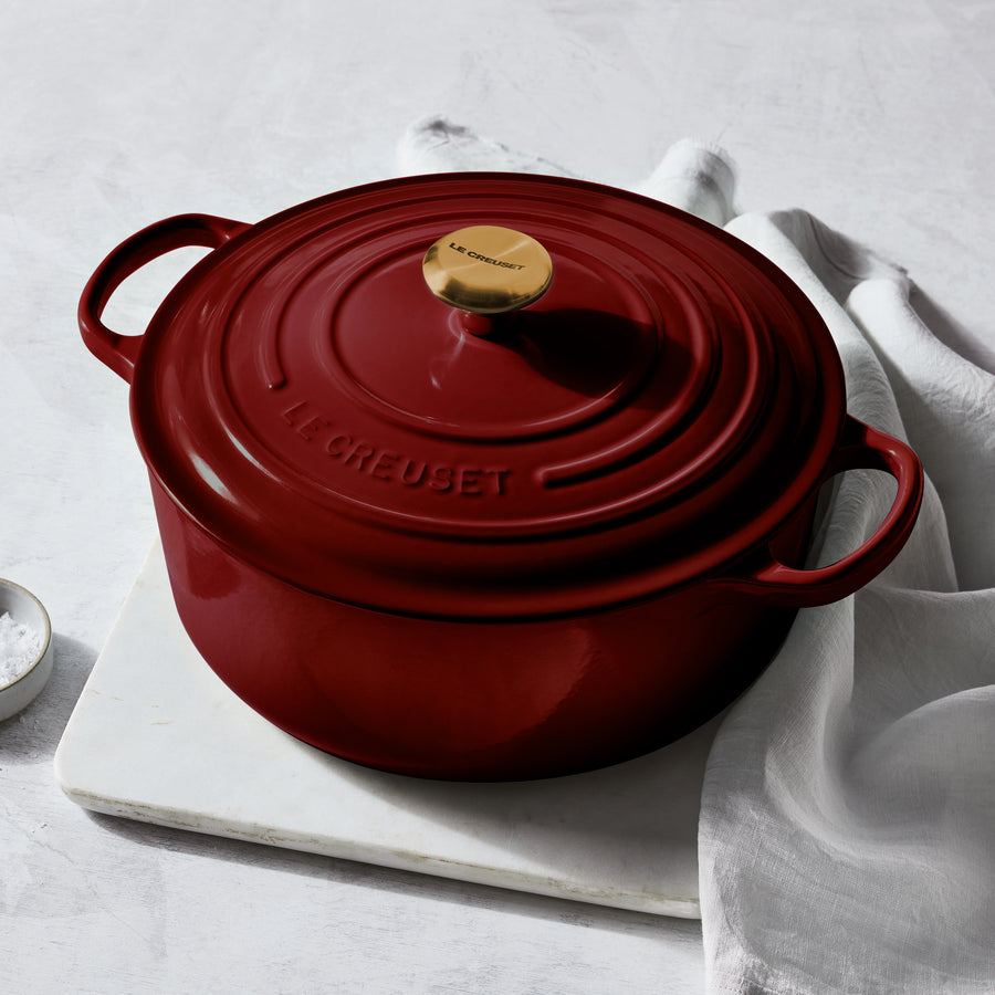 4.5 Qt. Round Signature Dutch Oven with Stainless Steel Knob (Deep Teal), Le  Creuset