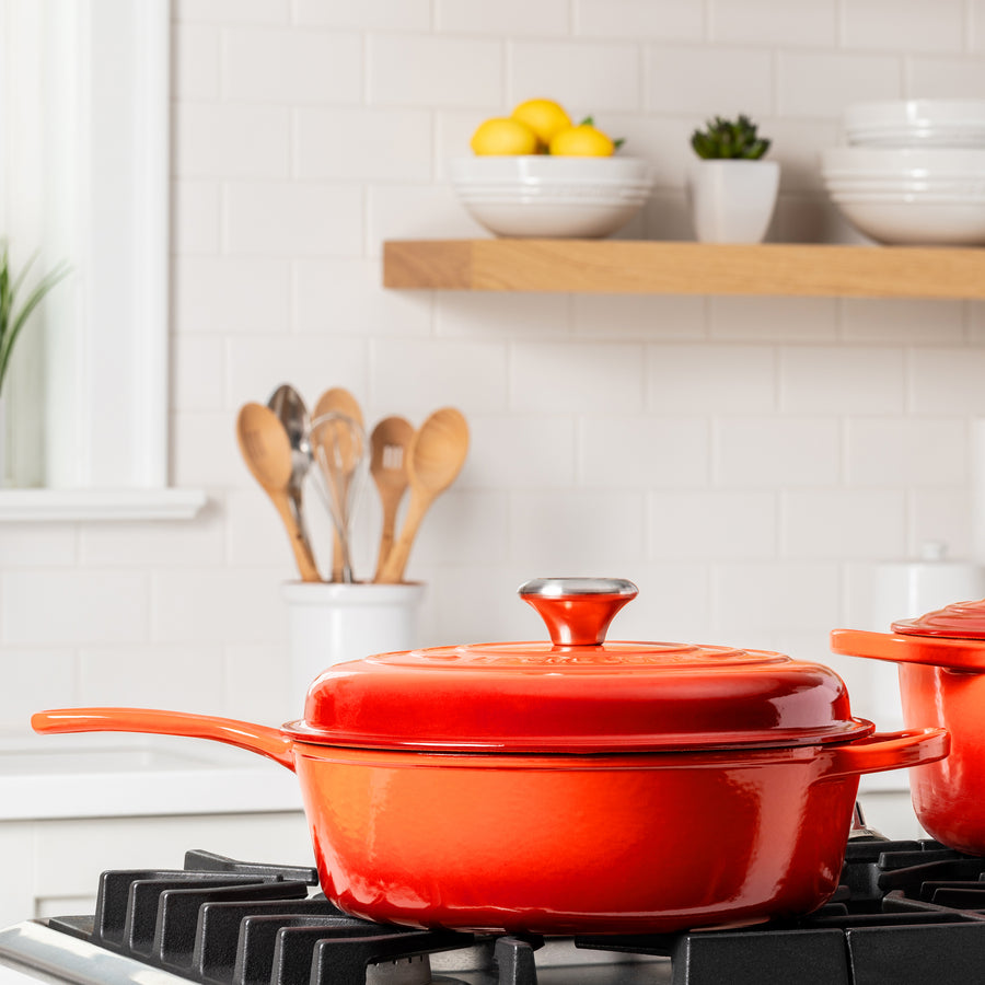 Le Creuset 24 Skillet, Red Enamel Cast Iron Frying Pan, Flame
