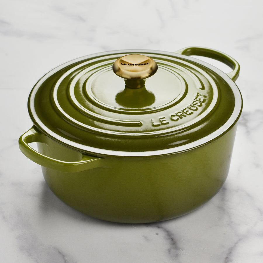 Le Creuset Signature Cast Iron 5.5-quart Olive Round Dutch Oven