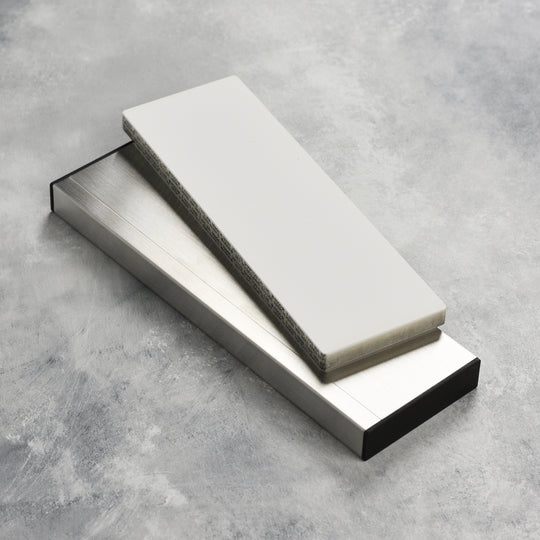 Shapton RockStar 4000 Whetstone with Stainless Steel Case