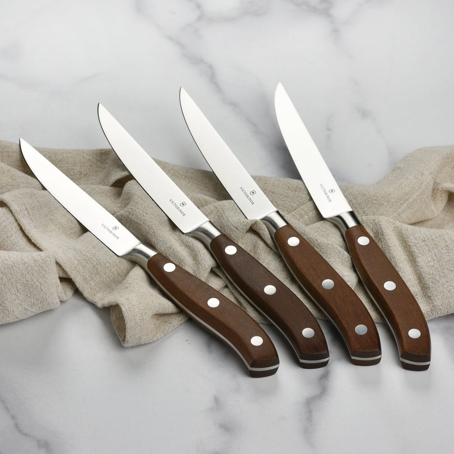 Check this out:Grand Maître Steak Knife