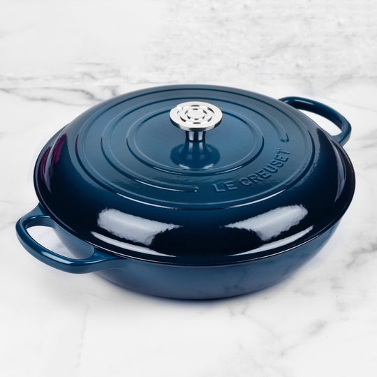 Le Creuset Signature Cast Iron 5-quart Nuit Braiser with Crucible Knob