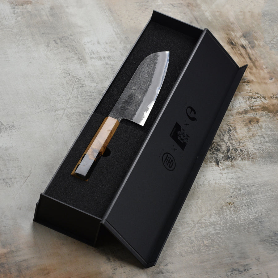 Hozan Tomoe x Hinoura Shirogami #2 Kurouchi 7" Santoku