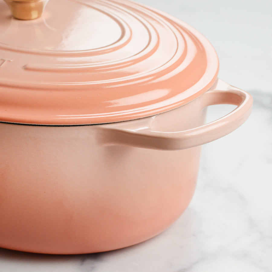 Le Creuset Signature Cast Iron 6.75-quart Peche Oval Dutch Oven