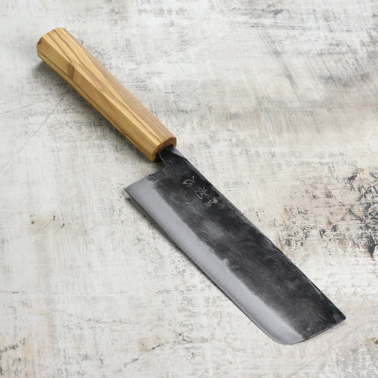 Hatsukokoro Kurogane Aogami #2 Kurouchi 6.5" Nakiri, Olivewood