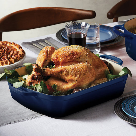 Le Creuset Signature Cast Iron 12.75" x 9.75" Nuit Roasting Pan