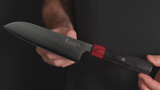 Yaxell Rei Santoku