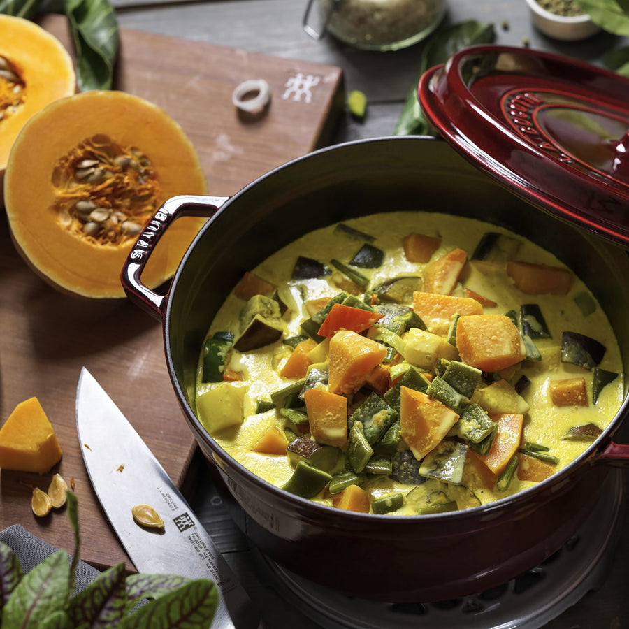 Staub 7-quart Grenadine Round Dutch Oven