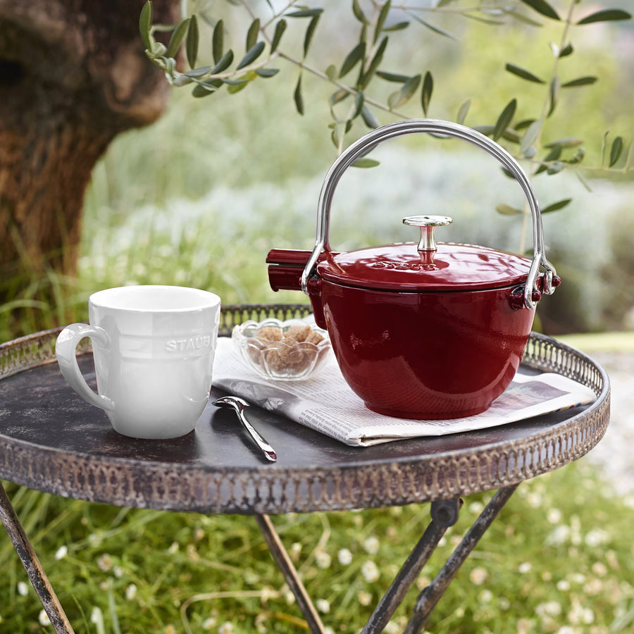 Porcelain Cafe Cup and Lid, Luxury Teaware and Accessories