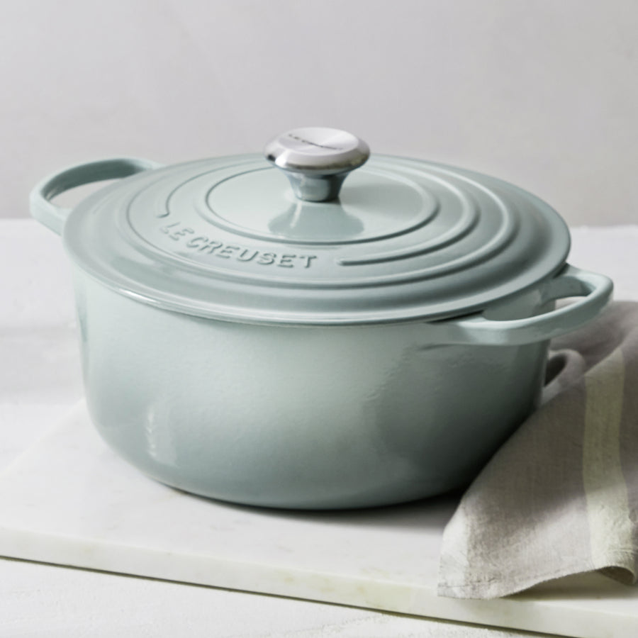 Le Creuset Signature 5.5-Qt. Oyster Grey Round Enameled Cast Iron Dutch Oven  with Lid + Reviews