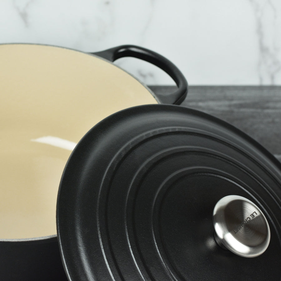 Le Creuset Signature Cast Iron 5.5-quart Licorice Round Dutch Oven