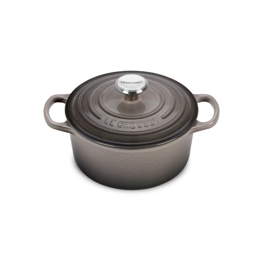 Le Creuset Signature Cast Iron 2-quart Oyster Round Dutch Oven
