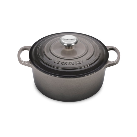 Le Creuset Signature Cast Iron 4.5-quart Oyster Round Dutch Oven