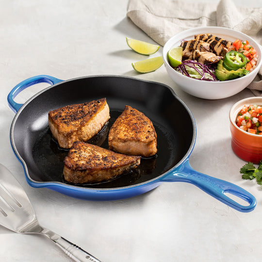 Le Creuset Signature Cast Iron 9" Marseille Skillet