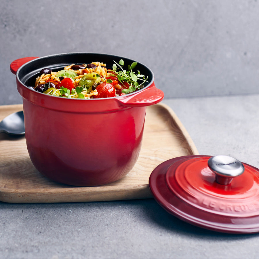  Le Creuset Enameled Cast Iron Rice Pot with SS Knob & Stoneware  Insert, 2.25 qt., Flame: Home & Kitchen