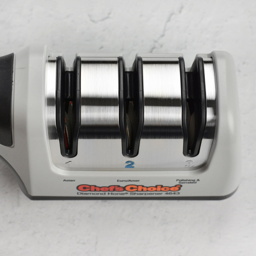 Chef's Choice Model 4643 Pronto Pro AngleSelect 3-stage Diamond Knife Sharpener