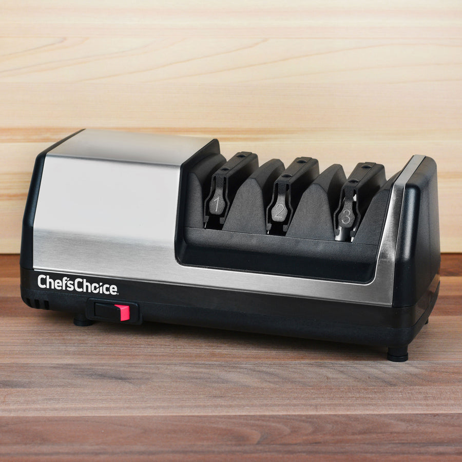 Chef'sChoice Rechargeable 3-Stage Diamond Electric Knife Sharpener