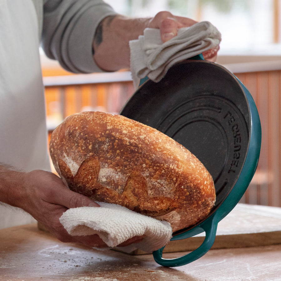 Le Creuset Signature Cast Iron 9.5" Deep Teal Bread Oven