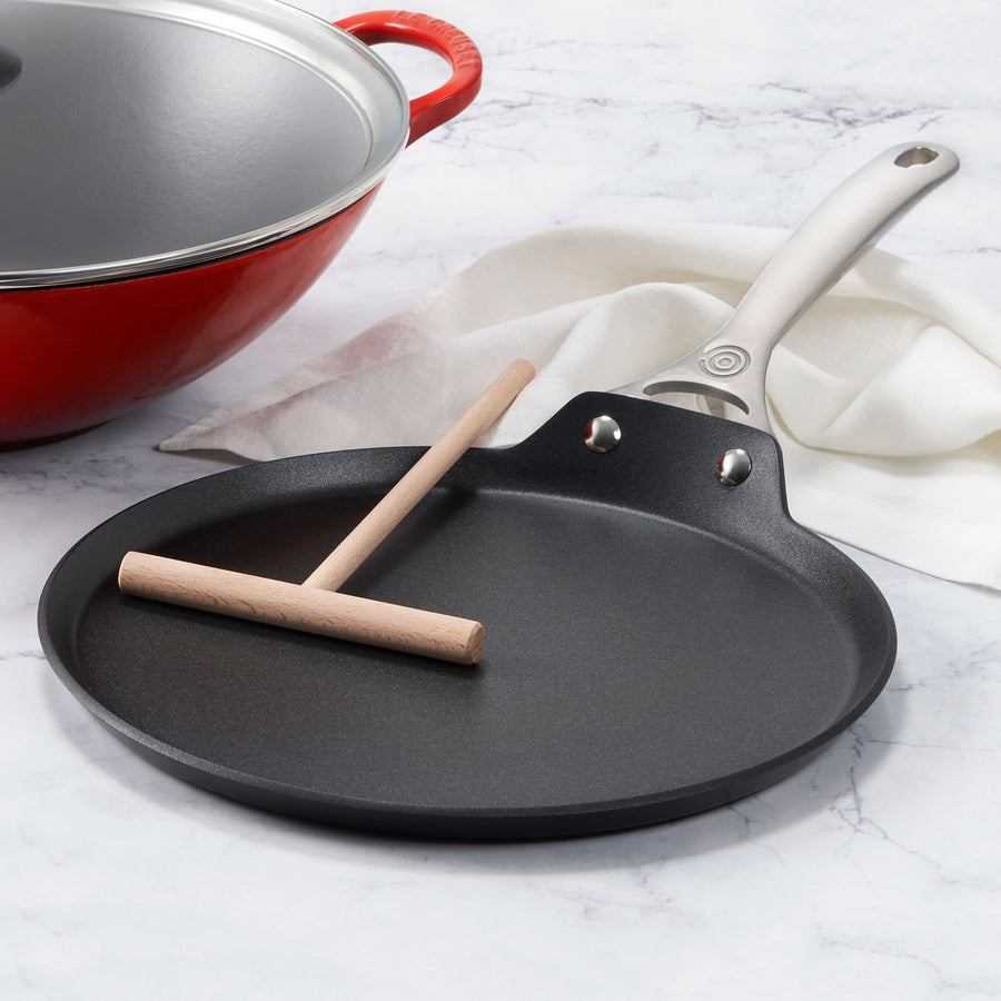 Le Creuset Toughened Nonstick Pro 11 Crepe Pan with Rateau