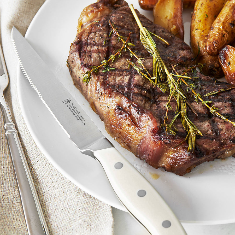 Table Knives & Steak Knives by Cutco