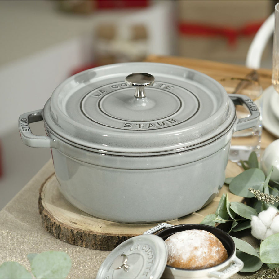 Le Creuset Staub Grey Dutch Oven Le Creuset Staub Cast Iron Round