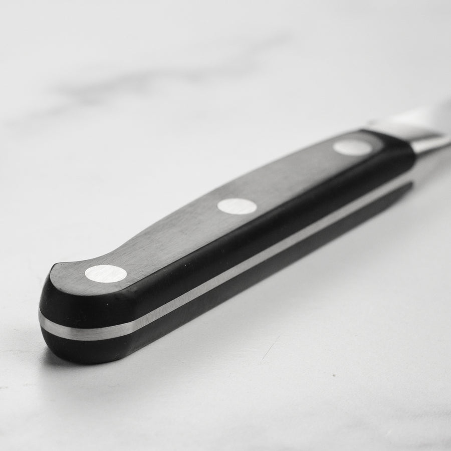 ZWILLING Twin Signature 4-inch Paring Knife, Razor-Sharp, Made in  Company-Owned German Factory with Special Formula Steel perfected for  almost 300