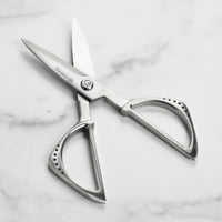 The Classic 8.25” Kitchen Shears (GKS-210) are multipurpose scissor  designed for food preparation. ✂️ . . . #globalknives #globalcutleryusa…