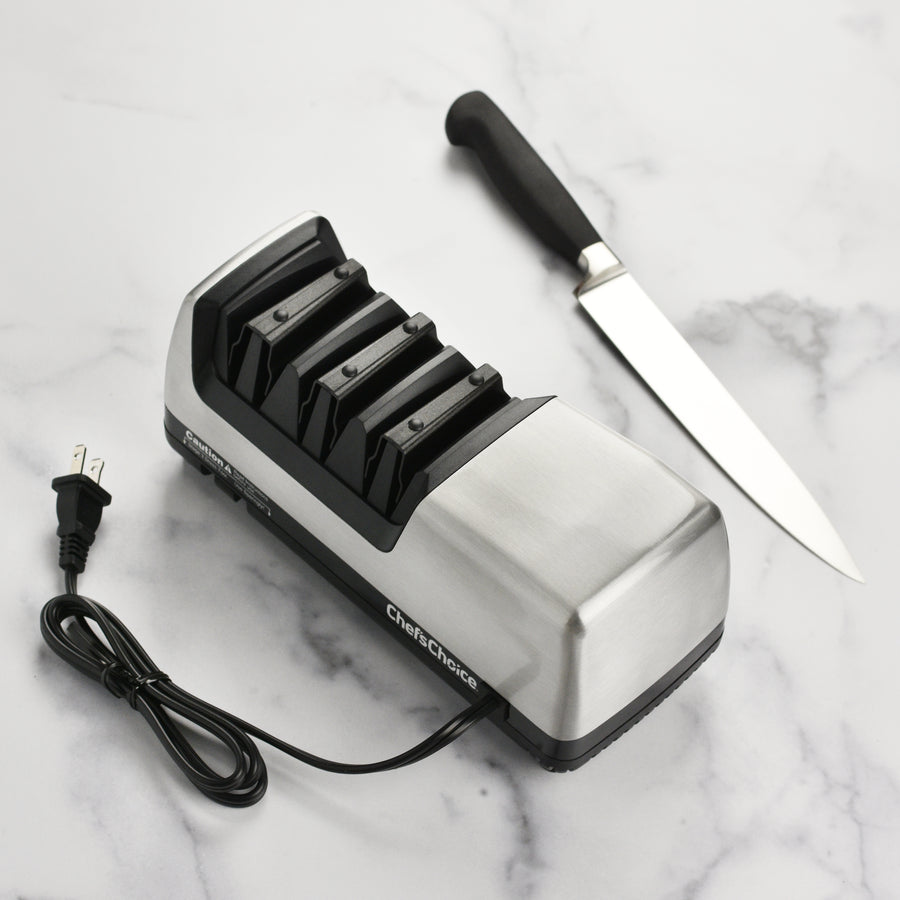 Chef's Choice Model 15XV Brushed Metal Electric Knife Sharpener with Bonus Carving Knife