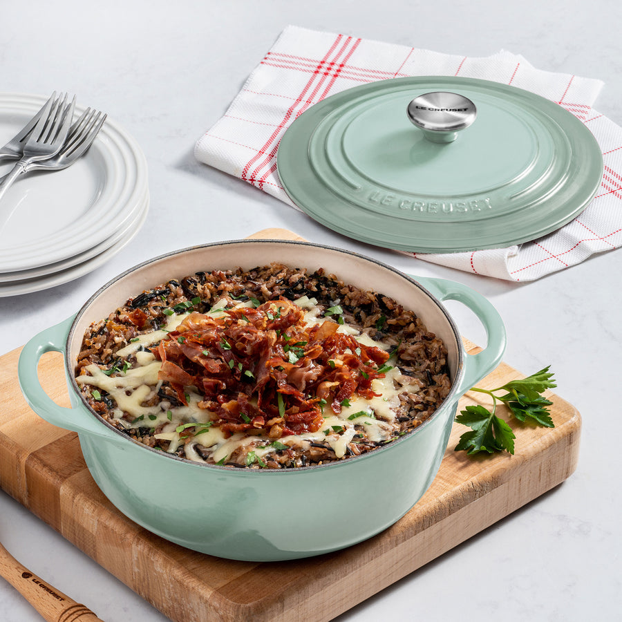 Le Creuset is offering major deals on Dutch oven and cookware sets 
